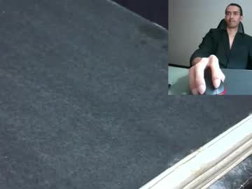 Click2410 Chaturbate stream image from February 20, 2025