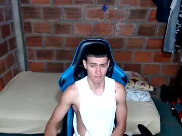Flacolatind Chaturbate stream image from February 20, 2025