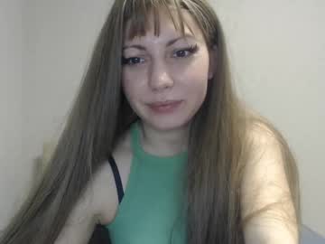 Lili_Orange_Juice Chaturbate stream image from February 20, 2025