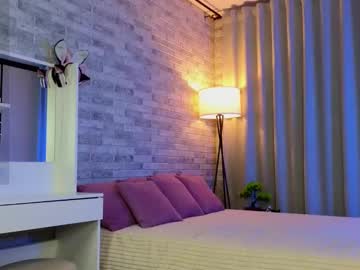 Nyxella_ Chaturbate stream image from February 20, 2025
