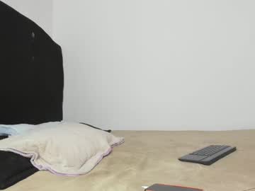 Scarlleth_16 Chaturbate stream image from February 20, 2025