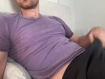 Bigcollegecock69690 Chaturbate stream image from February 20, 2025