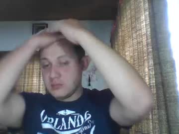 Krlozvelasco Chaturbate stream image from February 20, 2025
