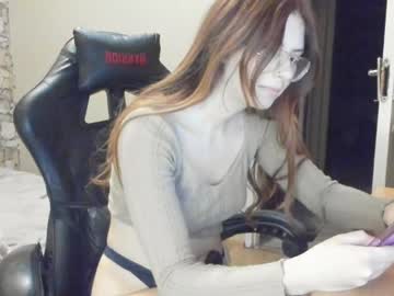 Rellacaress Chaturbate stream image from February 20, 2025