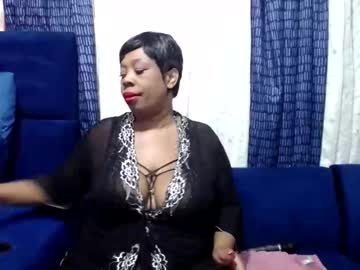 Crystaljes Chaturbate stream image from February 20, 2025