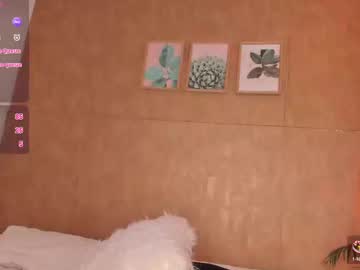 Esmeralda__G Chaturbate stream image from February 20, 2025