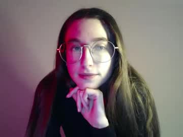 Gigi_Nix Chaturbate stream image from February 20, 2025