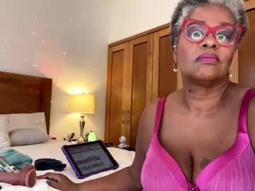 Mamigilf66 Chaturbate stream image from February 20, 2025