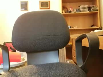 Winertzo29 Chaturbate stream image from February 20, 2025