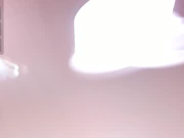 Zenydaxbelle Chaturbate stream image from February 20, 2025