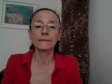 Auroralatin Chaturbate stream image from February 20, 2025