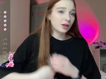 Cinnabongirls Chaturbate stream image from February 20, 2025
