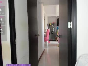 Emily_Huddson_ Chaturbate stream image from February 20, 2025