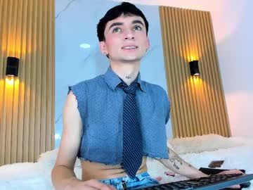 Kitty_Gill Chaturbate stream image from February 20, 2025