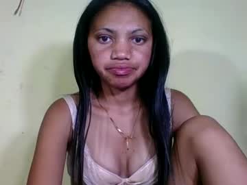 Loulou288028 Chaturbate stream image from February 20, 2025