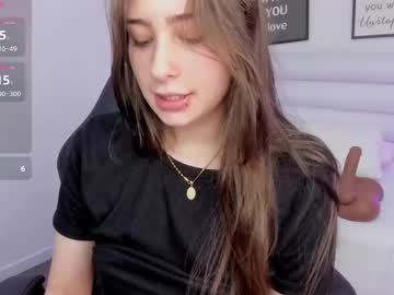 Mariam_Scott18 Chaturbate stream image from February 20, 2025