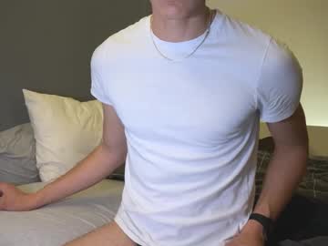 Twinksweetlovehot Chaturbate stream image from February 20, 2025