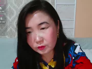 Bet_Lu Chaturbate stream image from February 20, 2025