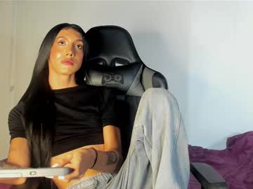 Estefa_G Chaturbate stream image from February 20, 2025