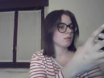 Fluffy_Flower Chaturbate stream image from February 20, 2025