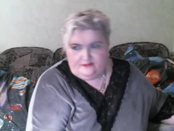 Lanacat555 Chaturbate stream image from February 20, 2025