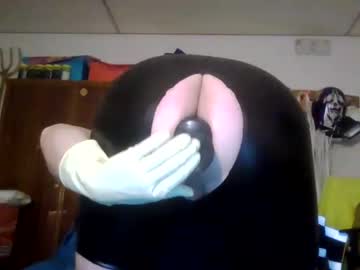 Luis2423 Chaturbate stream image from February 20, 2025