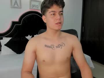 Maxxicruz Chaturbate stream image from February 20, 2025