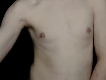 Robert10211 Chaturbate stream image from February 20, 2025