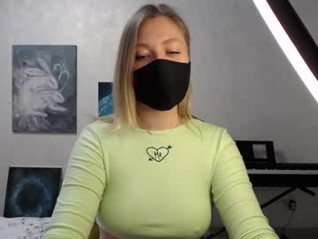 Sexxxysilvana Chaturbate stream image from February 20, 2025