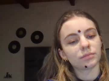 Ariacreazy Chaturbate stream image from February 20, 2025