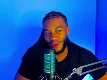 Maximo_Saenz Chaturbate stream image from February 20, 2025