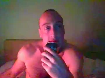 Roy86642243 Chaturbate stream image from February 20, 2025