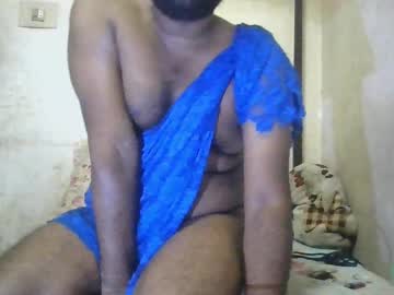 Hotty_1043 Chaturbate stream image from February 20, 2025
