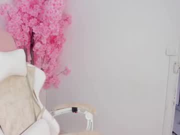 Khelany_Isyy Chaturbate stream image from February 20, 2025
