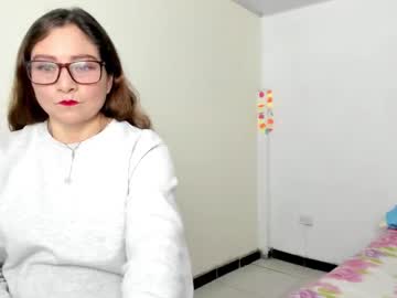 Lilia344965 Chaturbate stream image from February 20, 2025