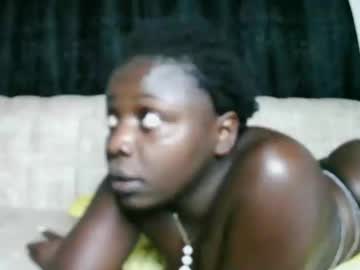 Prettyreen Chaturbate stream image from February 20, 2025