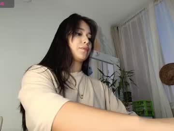 Alyssia_Wolds_1 Chaturbate stream image from February 20, 2025