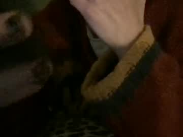 Desperateknitters Chaturbate stream image from February 20, 2025