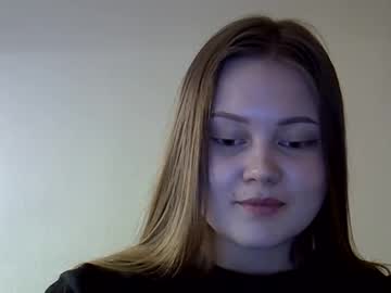 Shynesssi Chaturbate stream image from February 20, 2025
