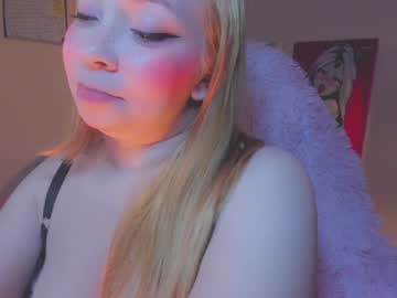 Alicefinn Chaturbate stream image from February 21, 2025