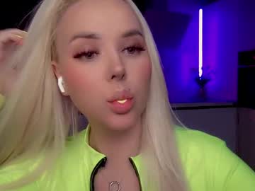 Blond_Diamond Chaturbate stream image from February 21, 2025