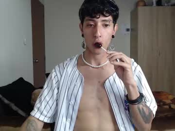 Boy_Fox_Guys Chaturbate stream image from February 21, 2025