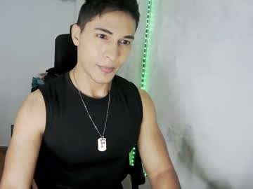Bradpitt_X Chaturbate stream image from February 21, 2025