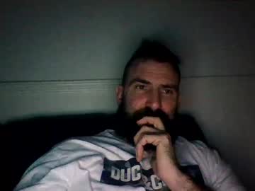 Hellobunbunx0 Chaturbate stream image from February 21, 2025