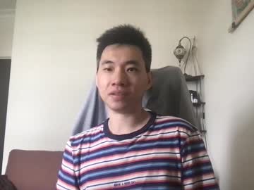 Zeroventure Chaturbate stream image from February 21, 2025