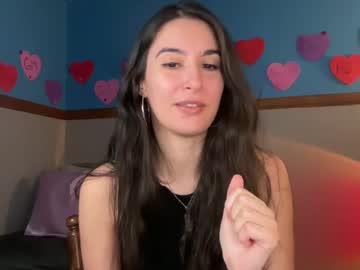 Bluntbabe Chaturbate stream image from February 21, 2025