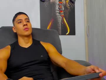 Connorkingg Chaturbate stream image from February 21, 2025