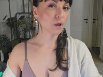 Inakush Chaturbate stream image from February 21, 2025