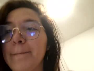 Nicciryan Chaturbate stream image from February 21, 2025