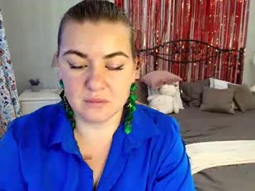 Notyourberrry Chaturbate stream image from February 21, 2025